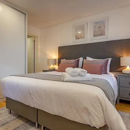 Casa De Sao Tiago 1 *